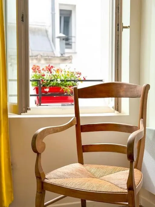 Apartman Studio Cosy Au Coeur De Párizs